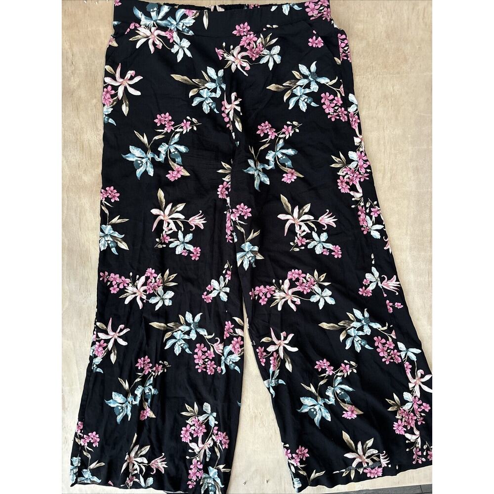 Torrid Pants Sz 2T Tall Black Floral Feel The Fit Casual Comfort 2 Side Pockets